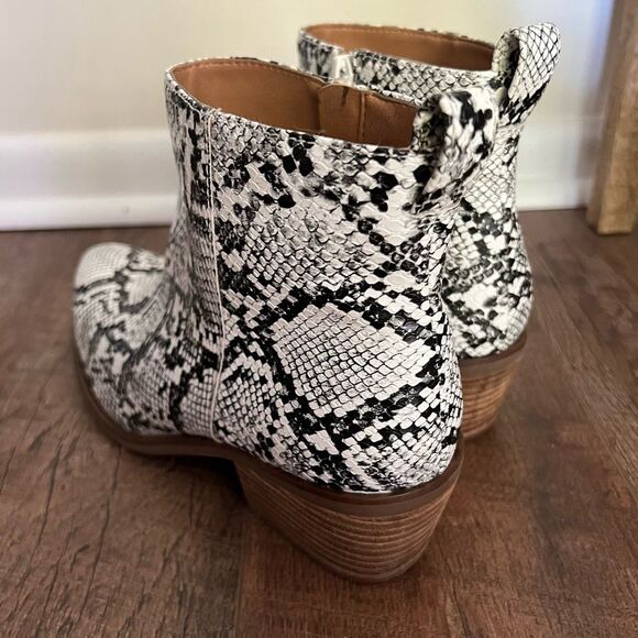 Code West Voodoo Women's Animal Snake Block Heel Western Ankle Boots US 9M - Picture 13 of 16